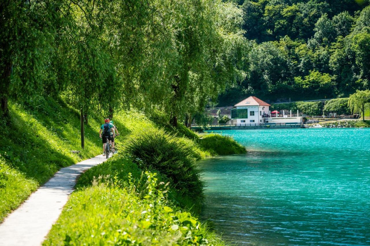 House By The Lake Most na Soči Exterior foto